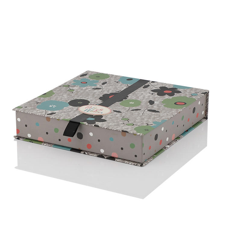 Custom wonderful design folding gift box supplier