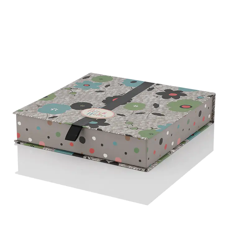 Custom wonderful design folding gift box supplier